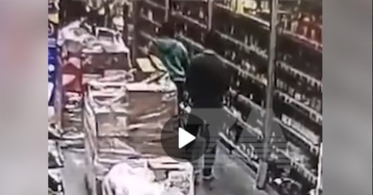 Кара небесная: туалетная бумага упала на головы покупателей краснодарской «Ленты»