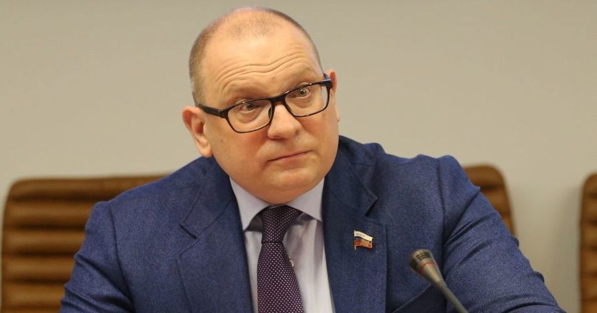 Российский сенатор избит в какой-то мутной драке в Лужниках