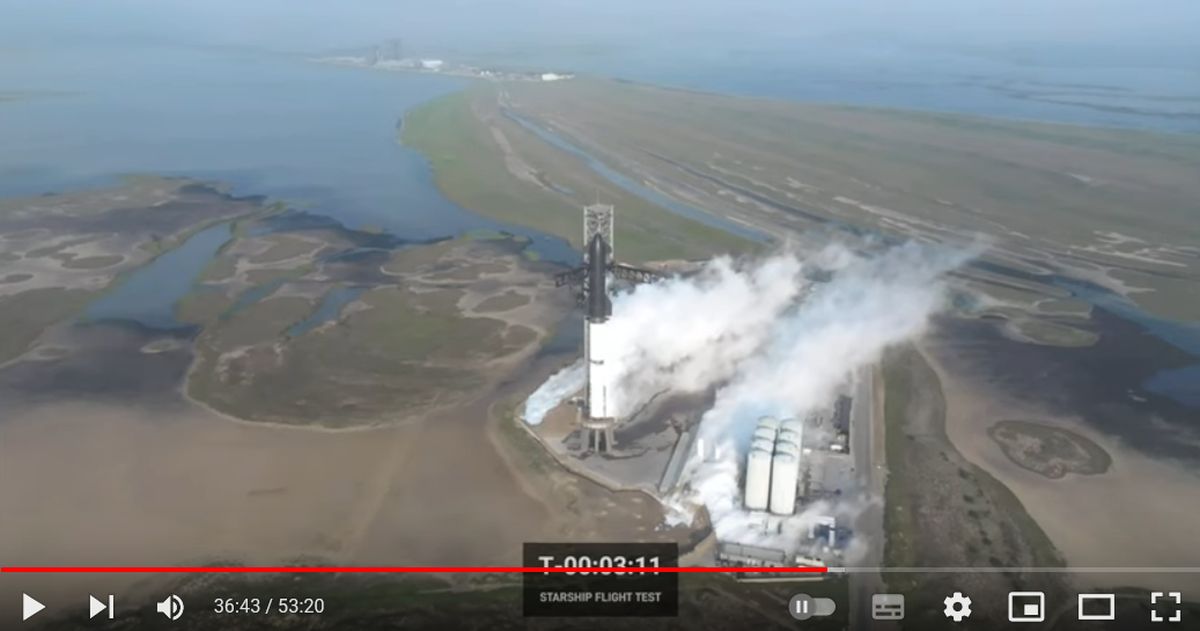 Фиаско SpaceX: самая большая в истории ракета взорвалась на пятой минуте полета