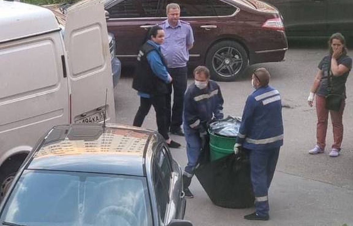 Шок в Великом Новгороде: парень убил подругу.  Тело обнаружено в бочке. 
