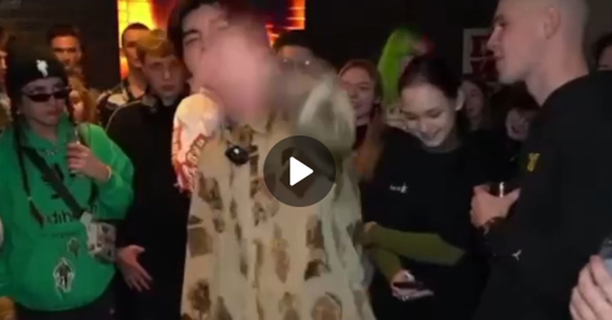 Юного рэпера-хама, задевшего русских женщин «за гранью фола», заставили извиняться на камеру
