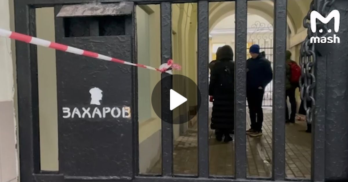 Книги экстремиста-террориста Бориса Акунина* стали поводом для взлома дверей склада