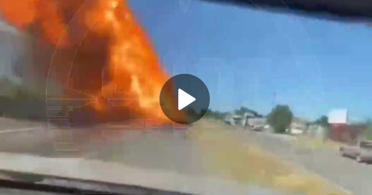 Жуть: момент огненного крушения самолета в Чили попал на видео