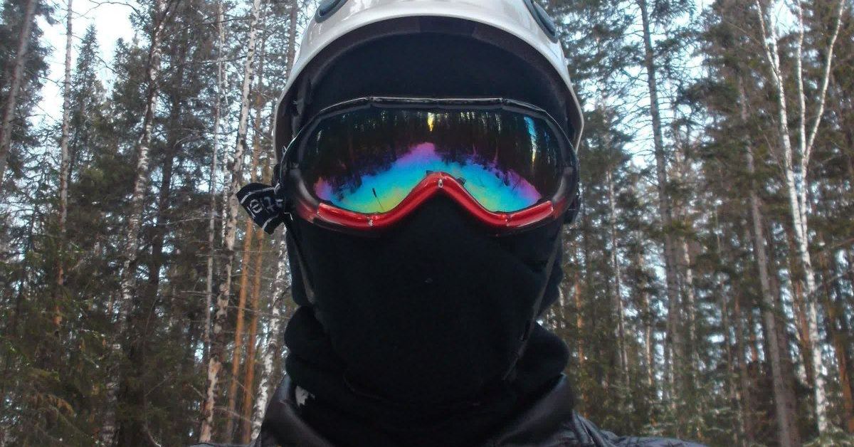Челябинского альпиниста судят за госизмену: хотел подняться на башкирскую вершину с украинским флагом