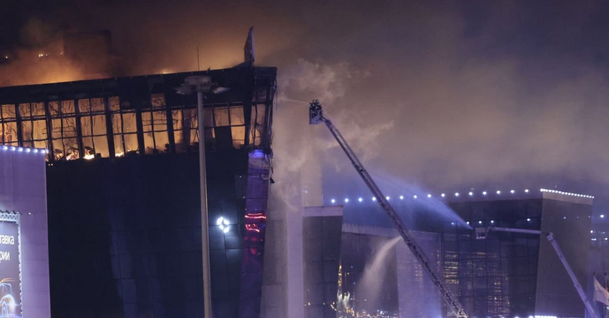 Пожар после теракта в «Крокусе» : детали спасательной операции