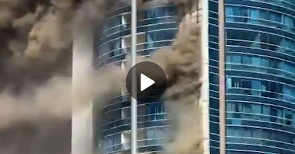 Мега-пожар в Астане: горит многоэтажка в ЖК "Rixos Хан-Шатыр" 