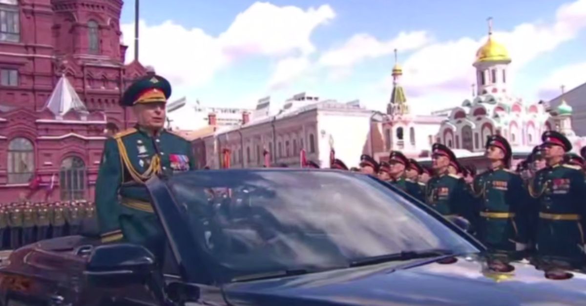 Парад Победы в Моске прошел без ударов Украины. И без её упоминания