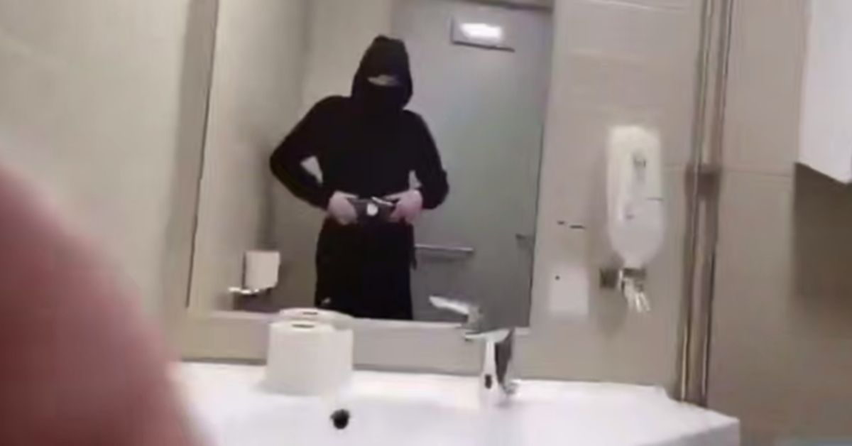 Видео POV: юный женоненавистник устроил резню в финской школе