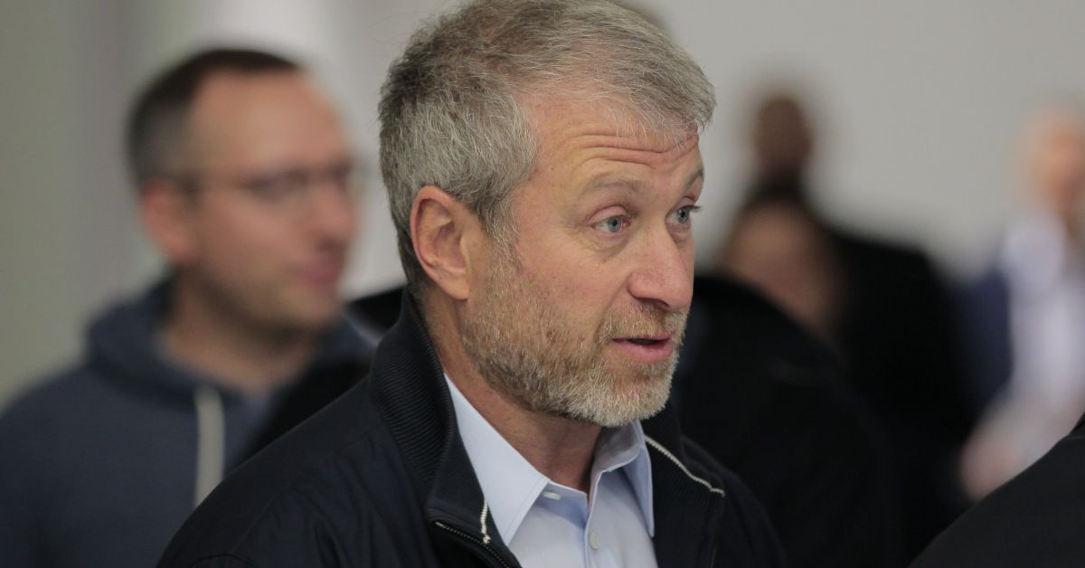 Британцы требуют от Абрамовича поделиться с украинцами деньгами за «Челси»