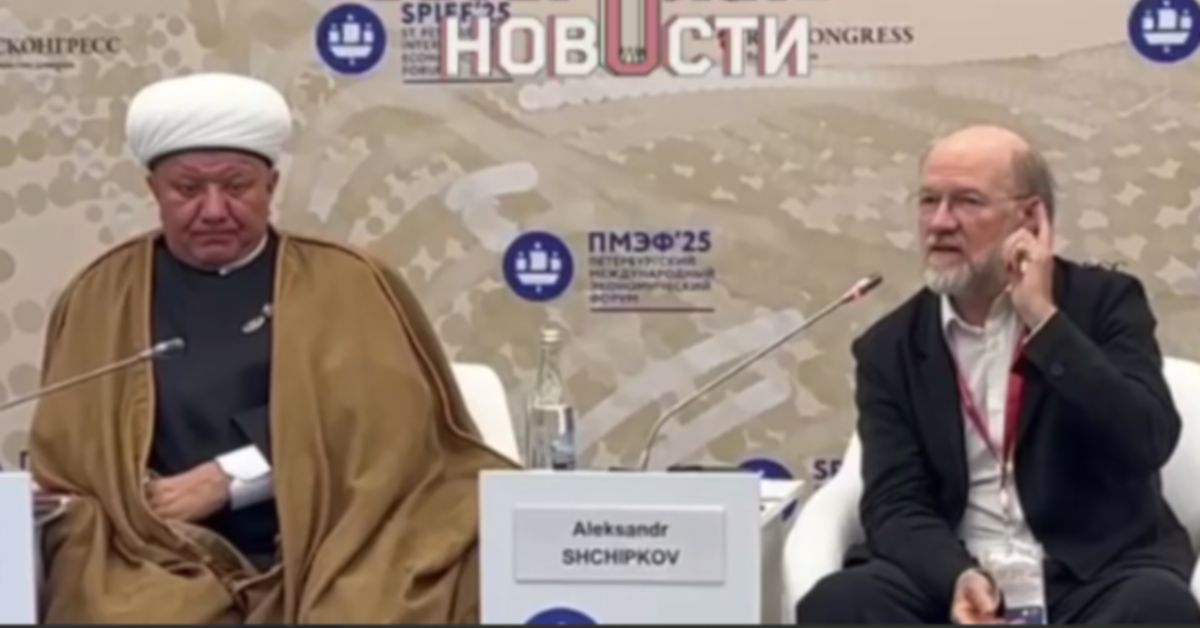 На ПМЭФ призвали скрестить экономику с богословием