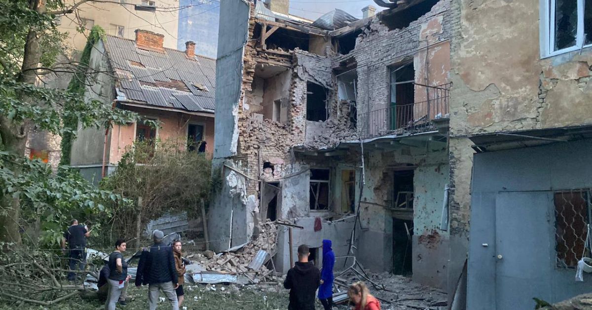 Массированные атаки на Львов, Белгород и не только. Американское оружие пошло Украине. Ждем понедельника. СВО беспощадна — 12.07.25