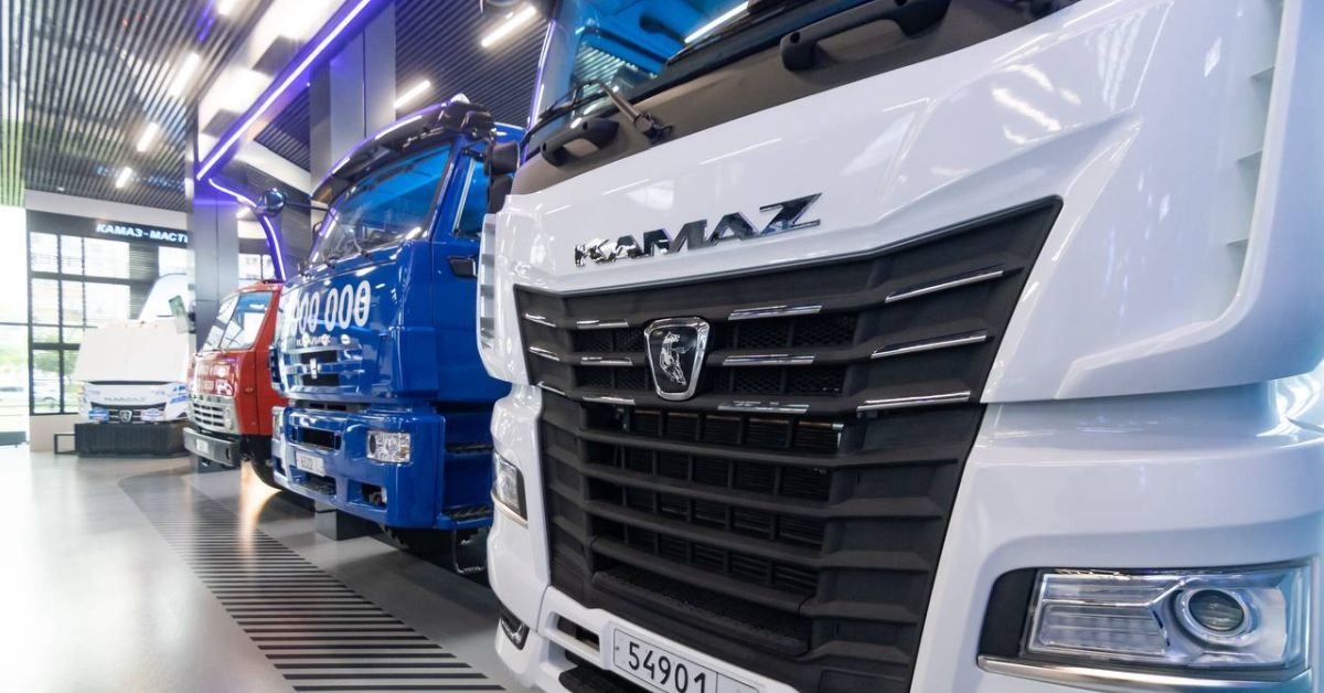 КАМАЗ переходит на четырехдневку. Не от хорошей жизни...