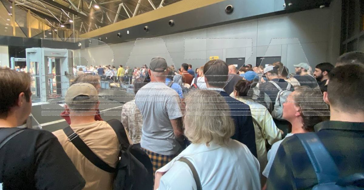 В Шереметьево снова коллапс В Шереметьево снова коллапс