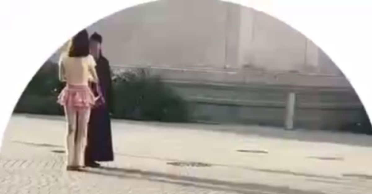 Кошмарное преступление: подростки в женской одежде записали видосики из монастыря