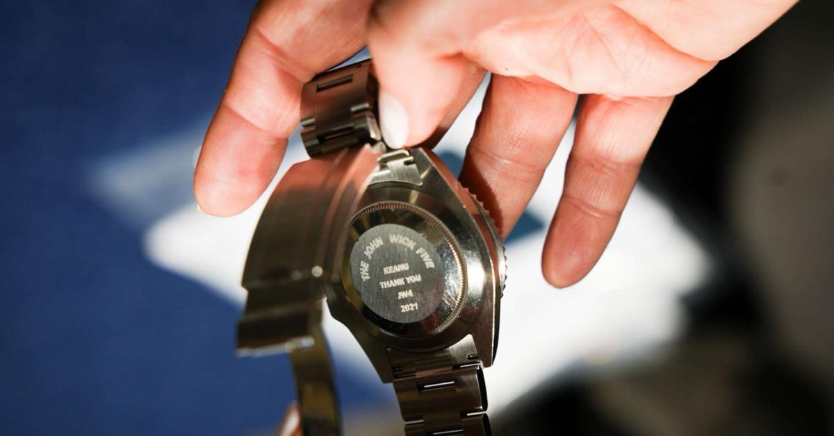 Украденные у Киану Ривза часы найдены в Чили