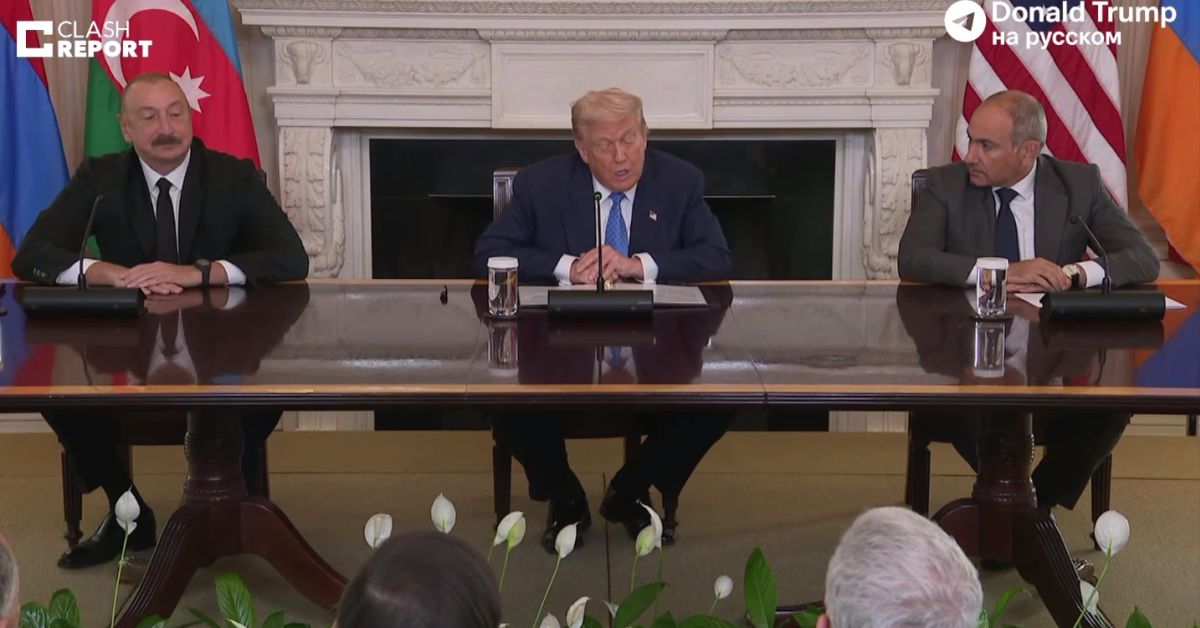 Online: Дональд Трамп мирит Армению и Азербайджан в прямом эфире