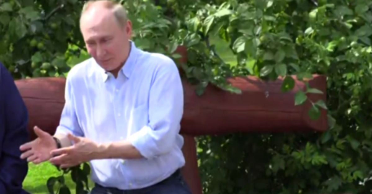 Неудачное видео с Путиным позволило подозревать нездоровье вождя. Спецслужбы разберутся 