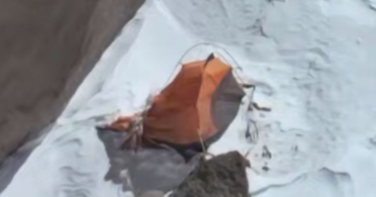 Поднявшийся к Пику Победы дрон не зафиксировал признаков жизни альпинистки Наговицыной