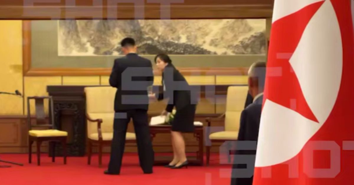 Ой, что это?! Спецслужбисты КНДР зачищают следы пребывания своего Вождя в Пекине