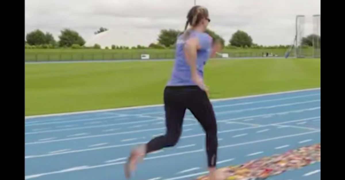 Ой, что это?! Забег босиком по деталям Lego Ой, что это?! Забег босиком по деталям Lego