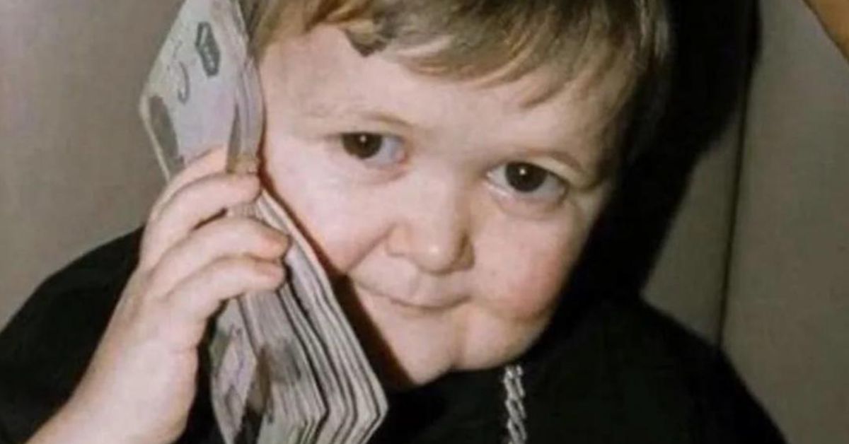 Хасбик ушел из блогерства: теперь не заработаешь, потери — до ₽10 млн в мес