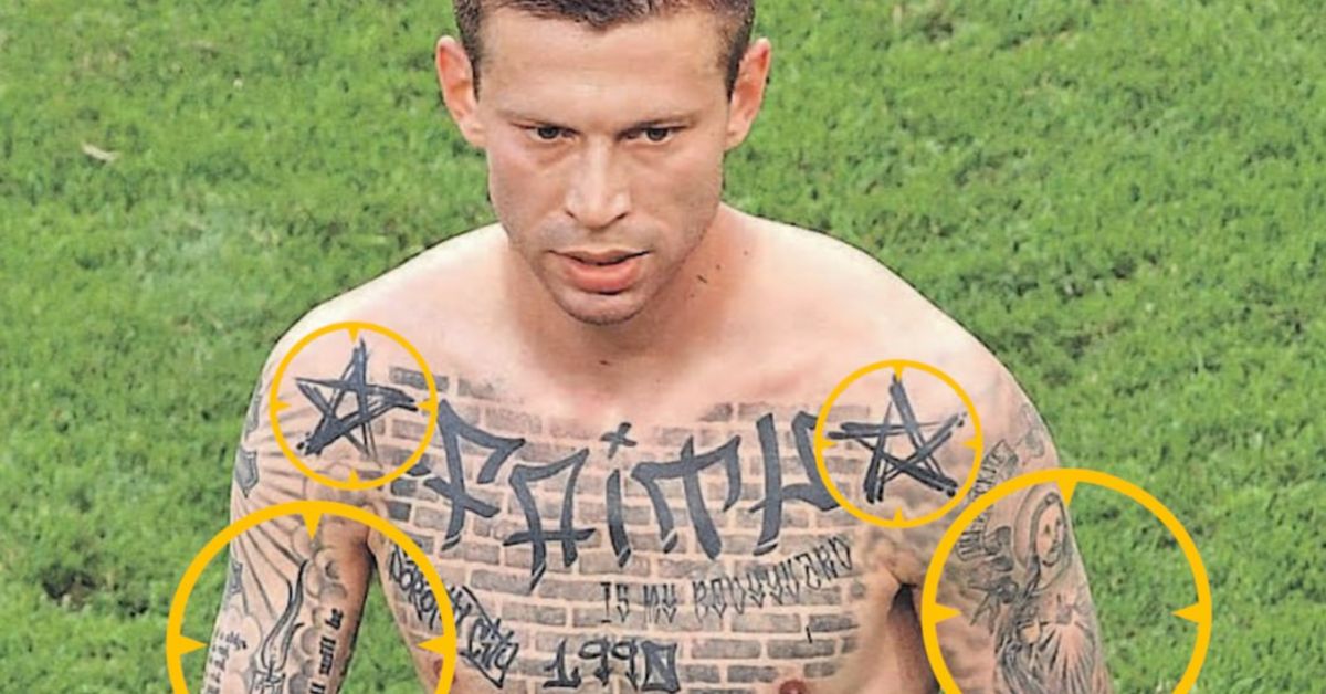 Футболисту Фёдору Смолову предъявят за неправильные воровские татухи