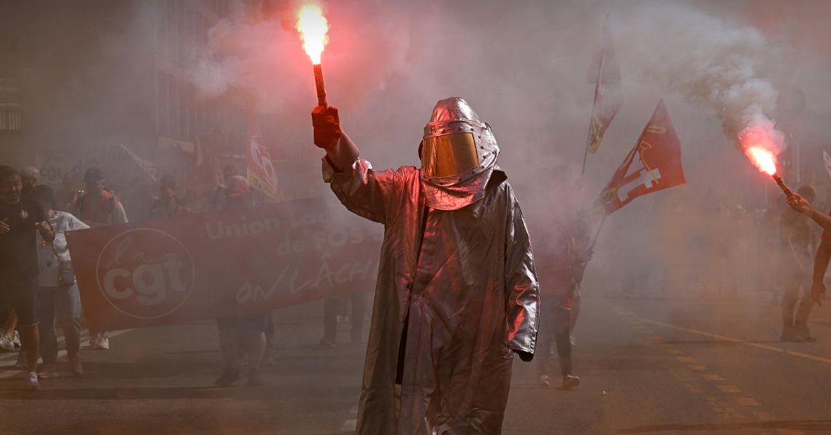 «Блокируй всё!» — массовые протесты во Франции