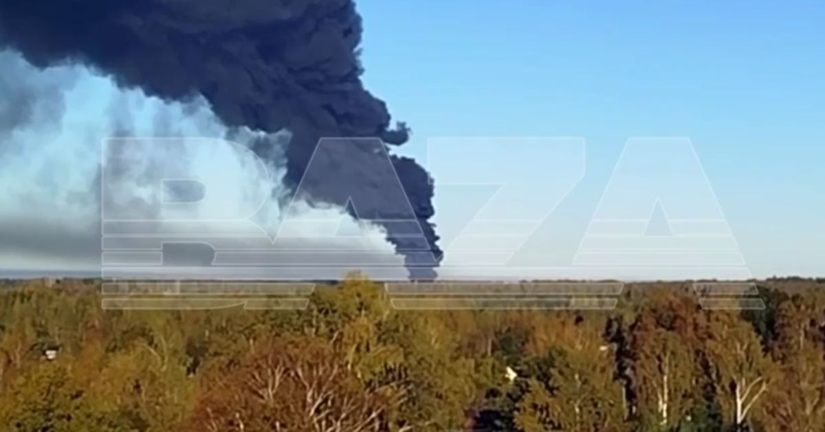 Катастрофа на Смоленщине: поезд (с бензином) столкнулся с автофурой