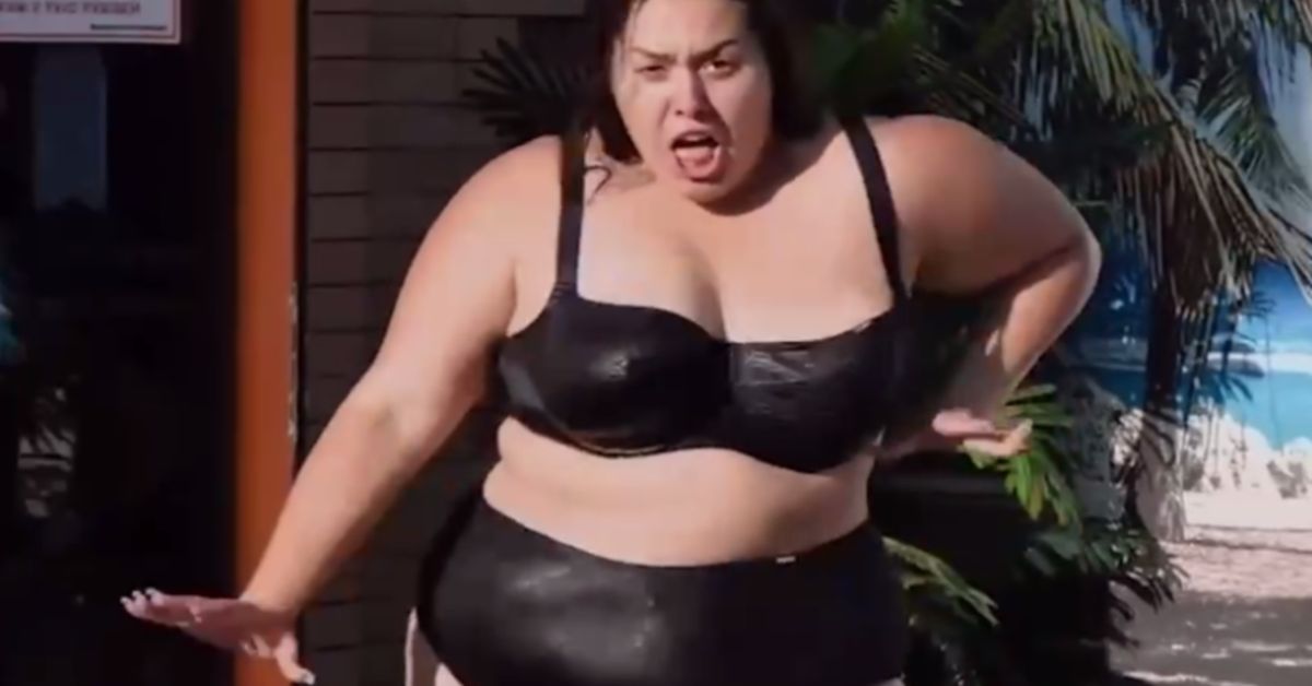 Ой, кто это?! Модель plus size на подтанцовках у Прохора Шаляпина!