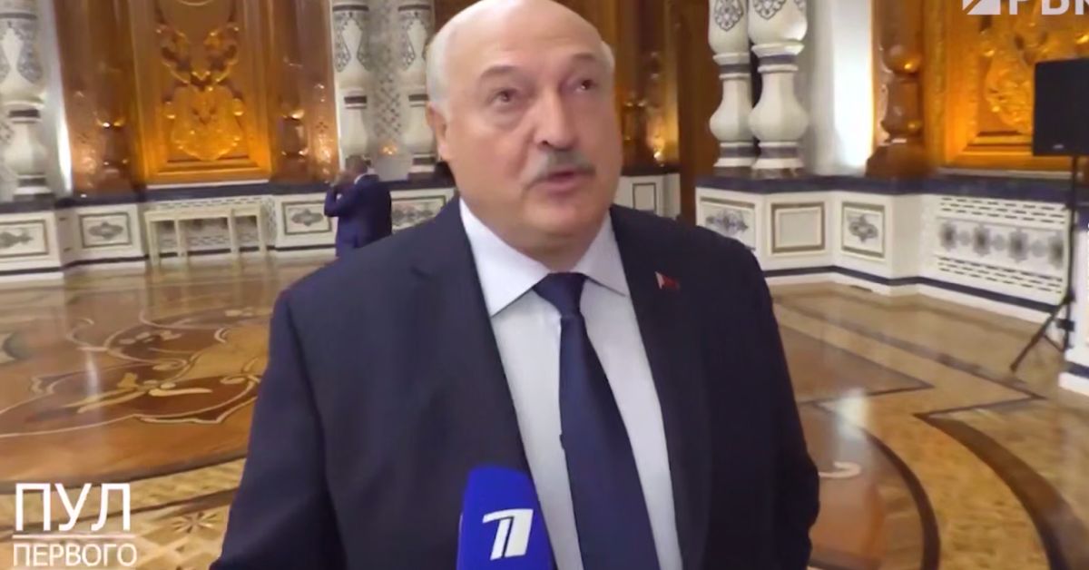 Лукашенко возмущен: Нобелевскую премию мира присудили не Трампу