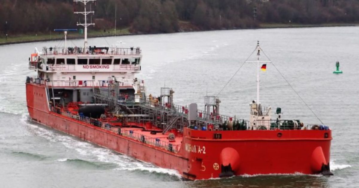 Российский танкер с подсолнечным маслом атакован у берегов Турции