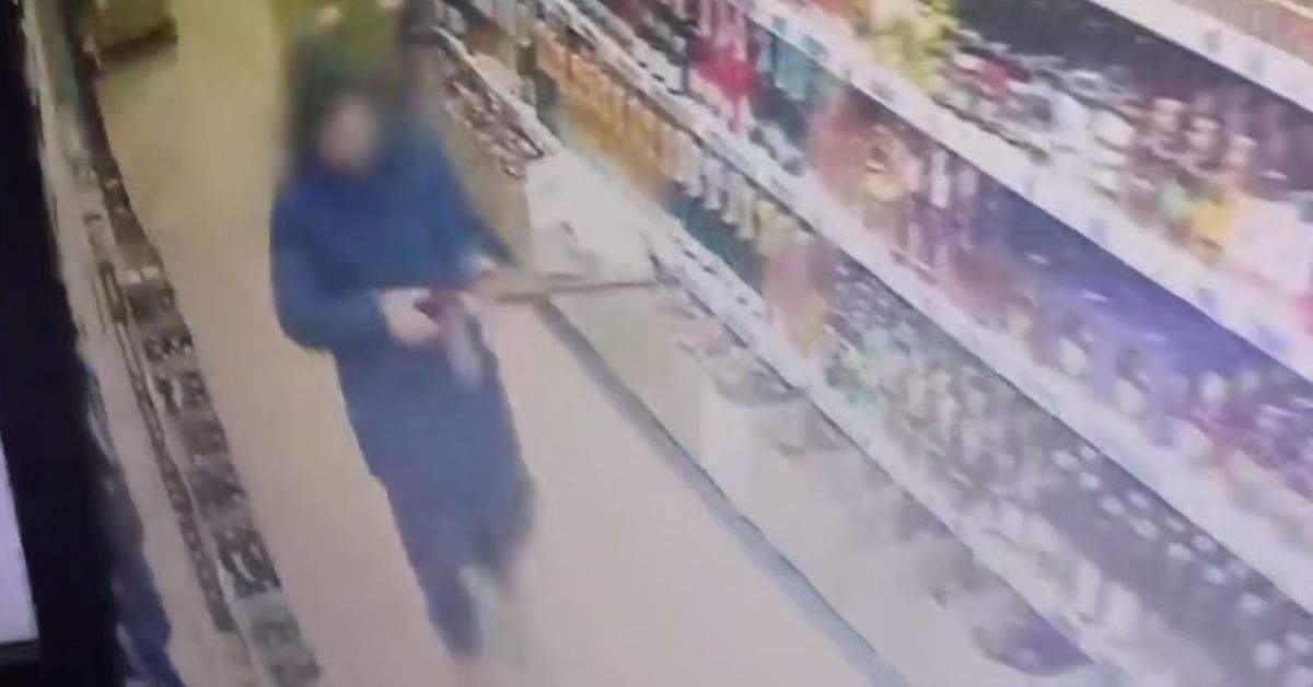 Ой, что это?! Да просто стрельба из «калаша» в супермаркете Донецка