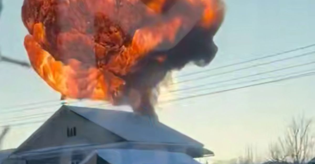 Где это опять рвануло? На Тамбовщине, цистерны с бензином