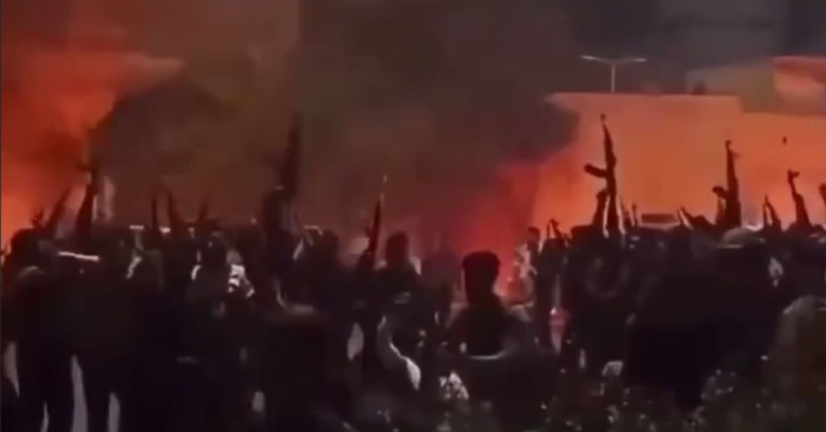 Иран: аятолла Хаманеи обвиняет восставших в содействии Трампу и не намерен идти на уступки