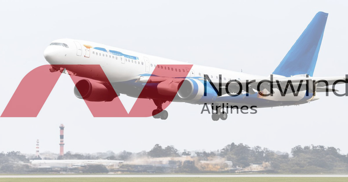 Самолет Nordwind в Кемерово сел, но не вырулил: ветер мешал