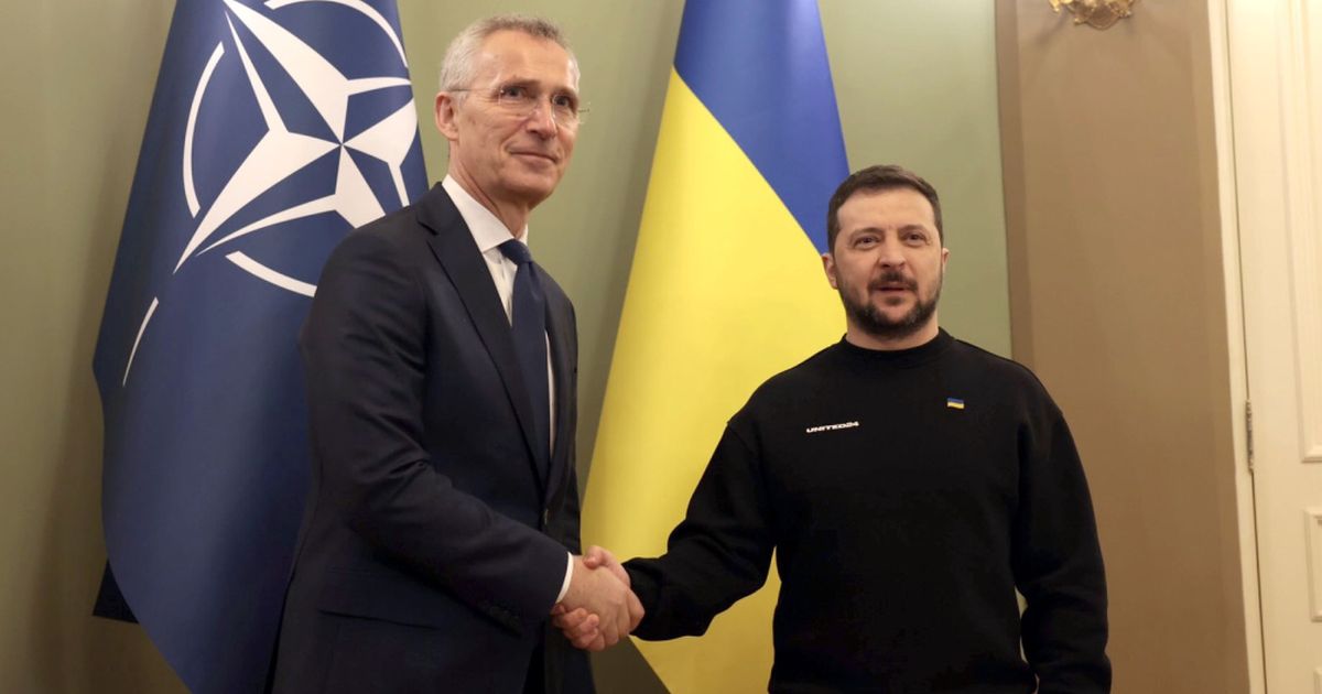 Генсек НАТО в Киеве заверил, что будущее Украины — в альянсе